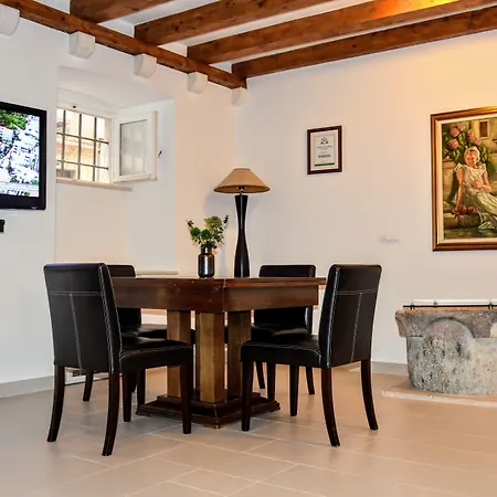 アパート Celenga With Free Offsite Parking