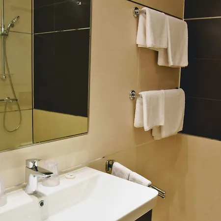 アパート Celenga With Free Offsite Parking *