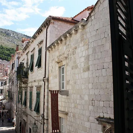 Apartment Celenga With Free Offsite Parking