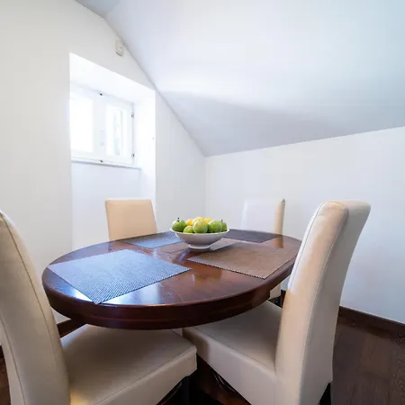 Apartment Celenga With Free Offsite Parking *