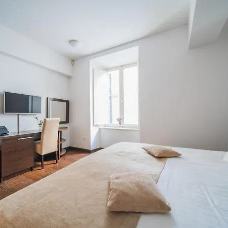 Διαμέρισμα Celenga With Free Offsite Parking *