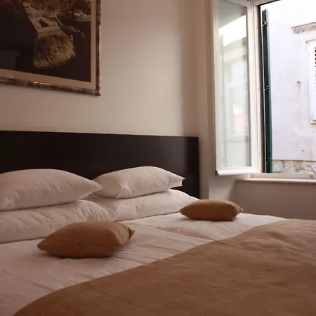 Celenga With Free Offsite Parking Ντουμπρόβνικ