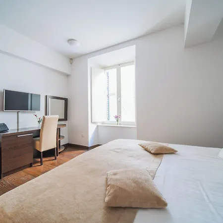 Διαμέρισμα Celenga With Free Offsite Parking Ντουμπρόβνικ