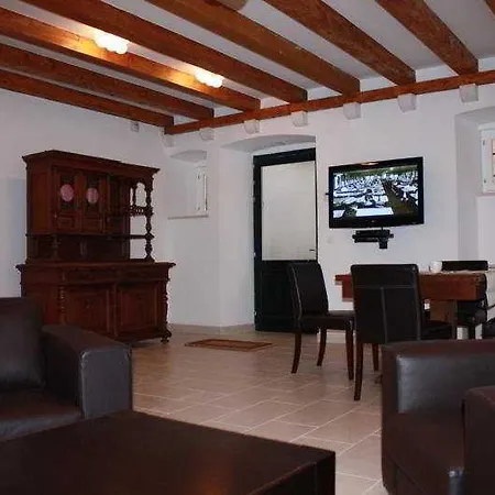 Apartment Celenga With Free Offsite Parking