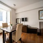 Celenga With Free Offsite Parking Apartman