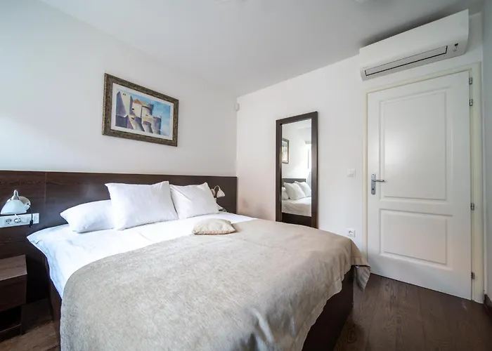 Celenga With Free Offsite Parking Apartman